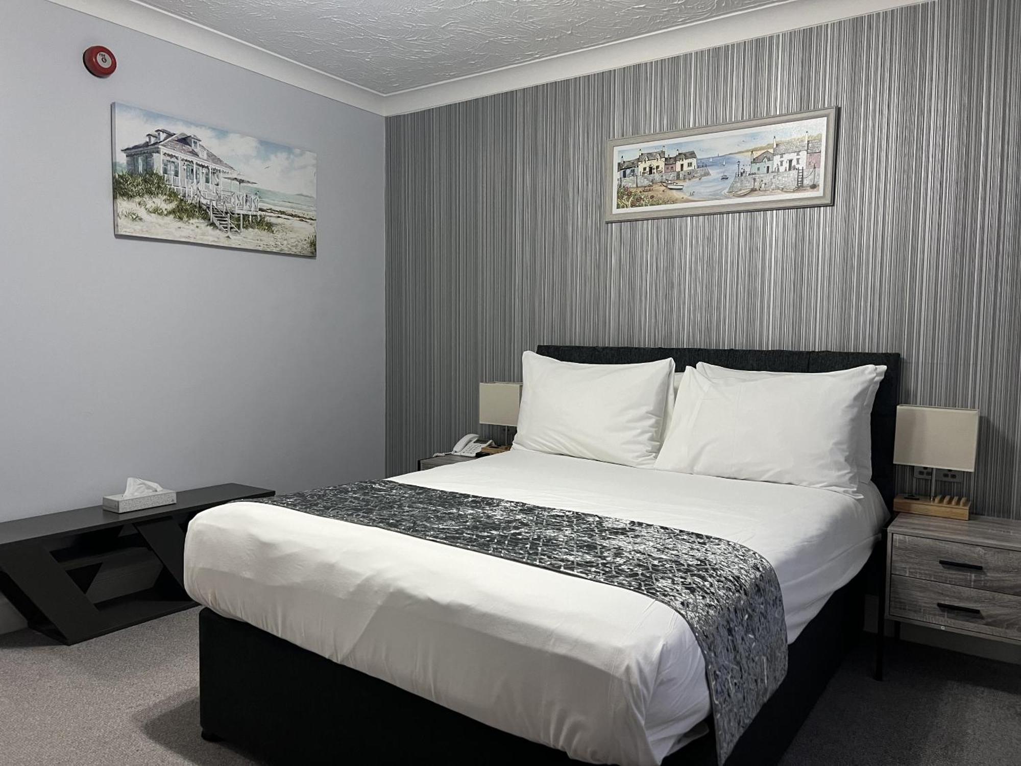 Dolphin Hotel Cambridge St Ives  Eksteriør billede